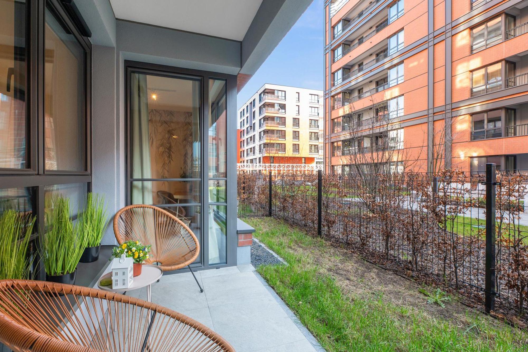 Doki Living - Foodhall & Parking By Downtown Apartments Gdańsk Exterior foto